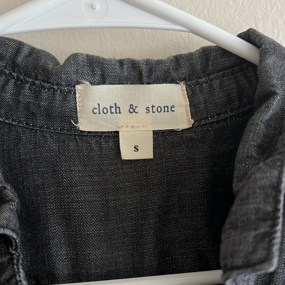 Cloth & Stone | Dark Grey Wash Tencel Button Down Shirt - Picture 2 of 5